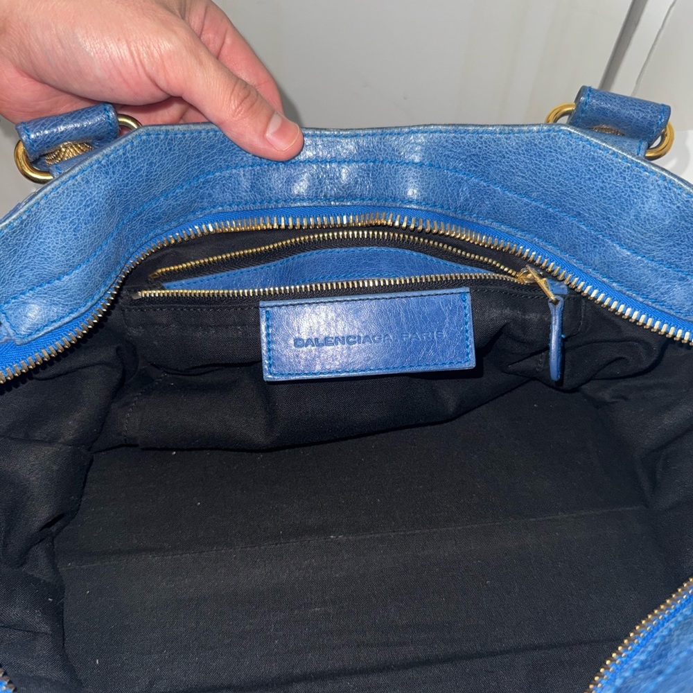 Balenciaga Navy Shoulder Bag with Gold Accents - Picture 11 of 12